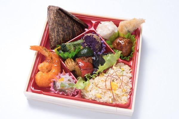 沖縄本島南部を中心に仕出し・会議弁当・イベント弁当・オードブルを提供している花華フーズです。やまかわお手軽膳 1,620円